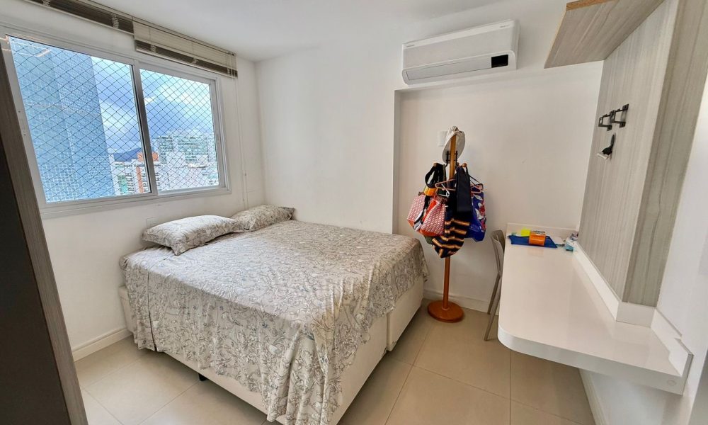 8ffb18db-8862-4a79-91e0-0ca609a586a4