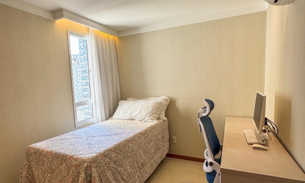 b43b40ce-25e9-4761-b52e-6508f990f39c