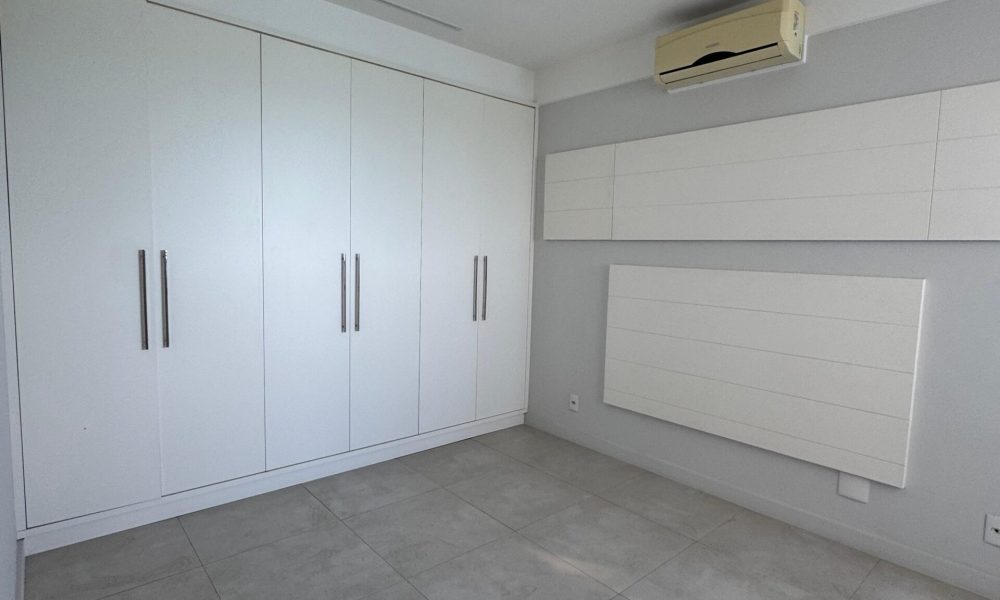 dec36b70-7699-4b69-b793-b02a124bfa12